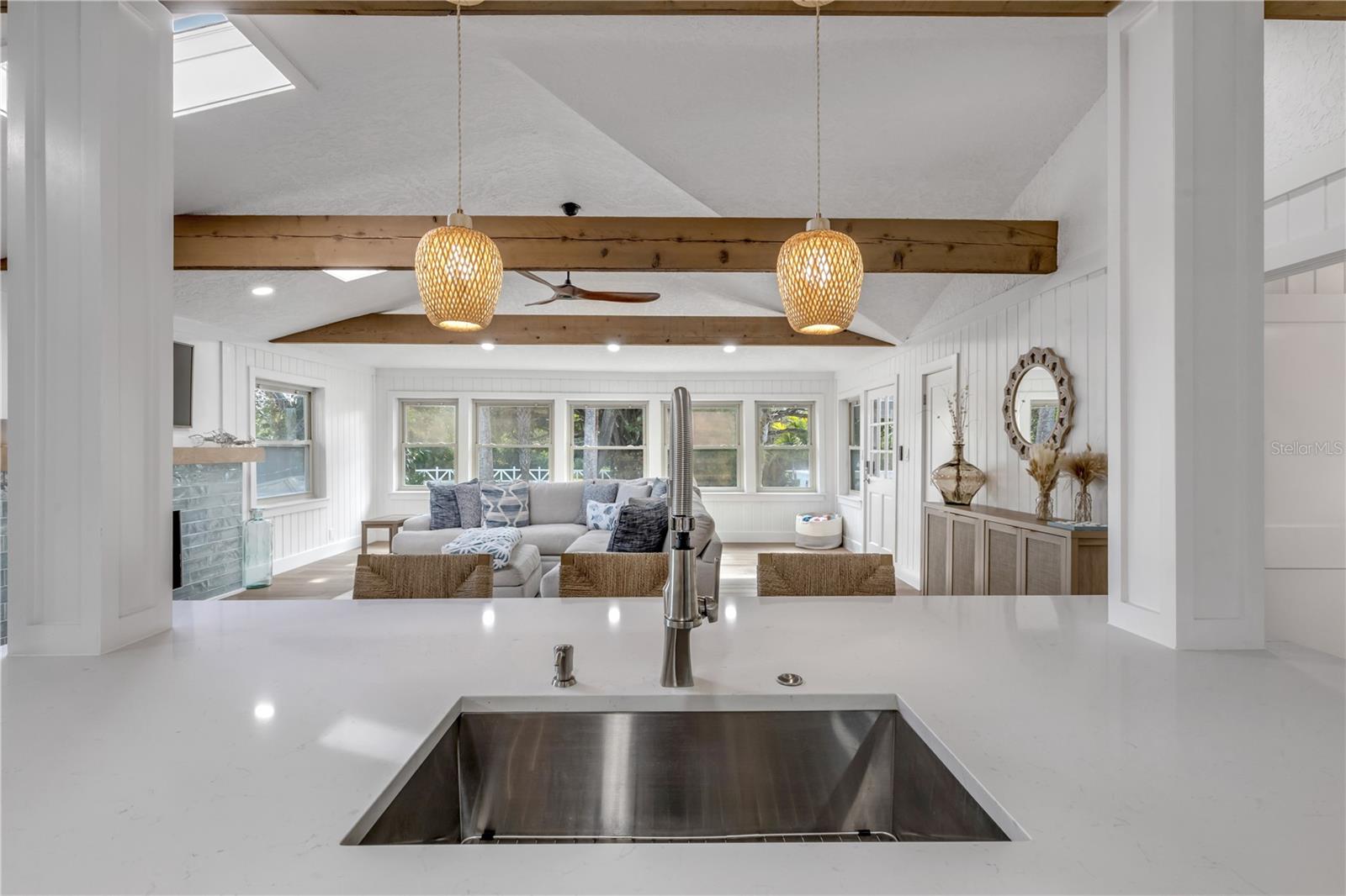 ORLANDO BEACH - Residential