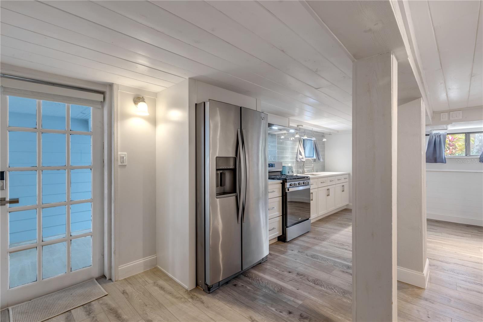 ORLANDO BEACH - Residential