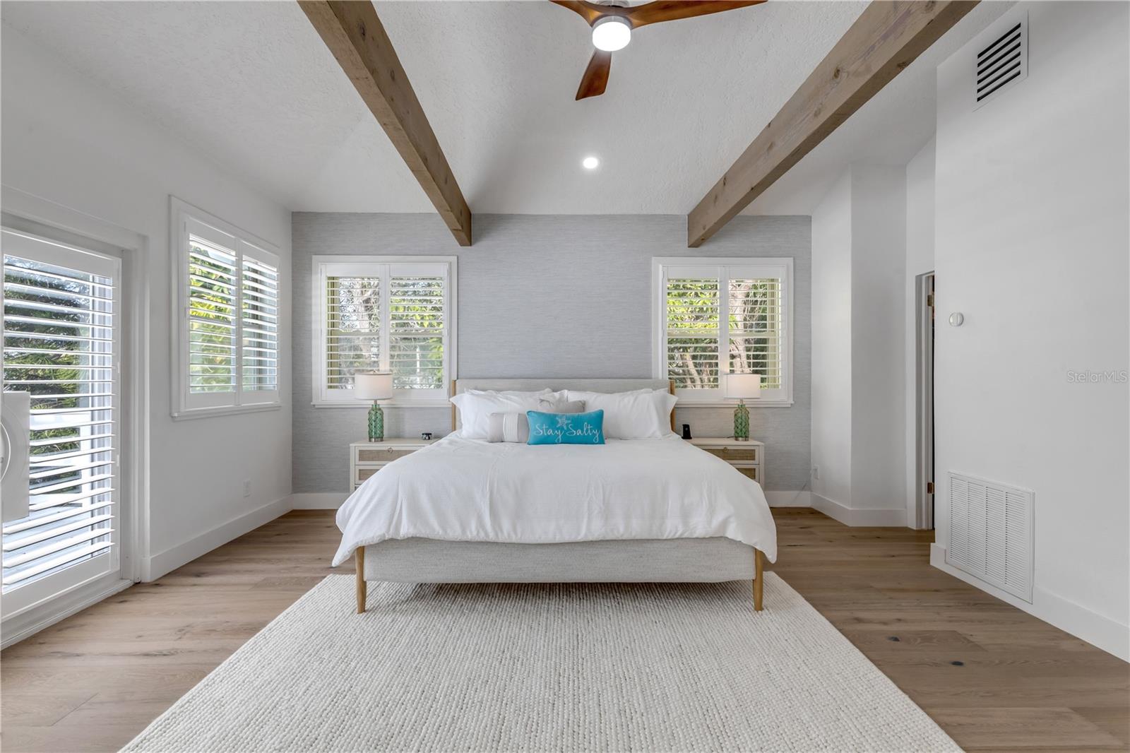 ORLANDO BEACH - Residential