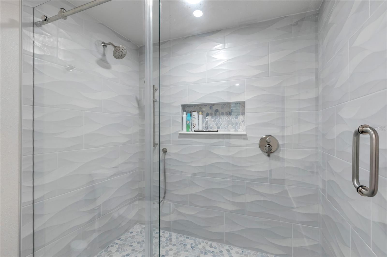 ORLANDO BEACH - Residential