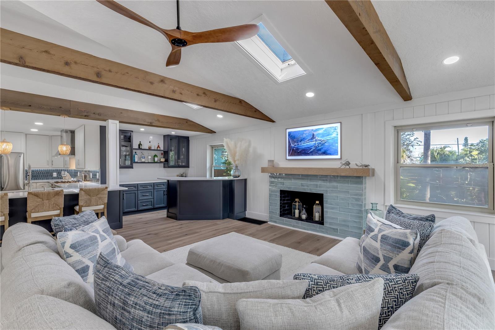 ORLANDO BEACH - Residential