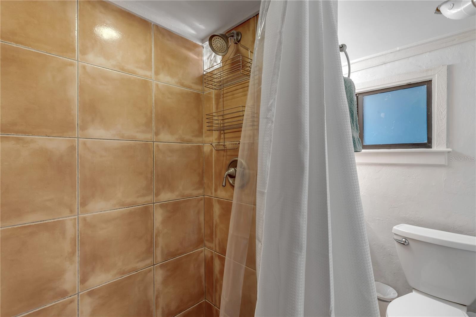 ORLANDO BEACH - Residential