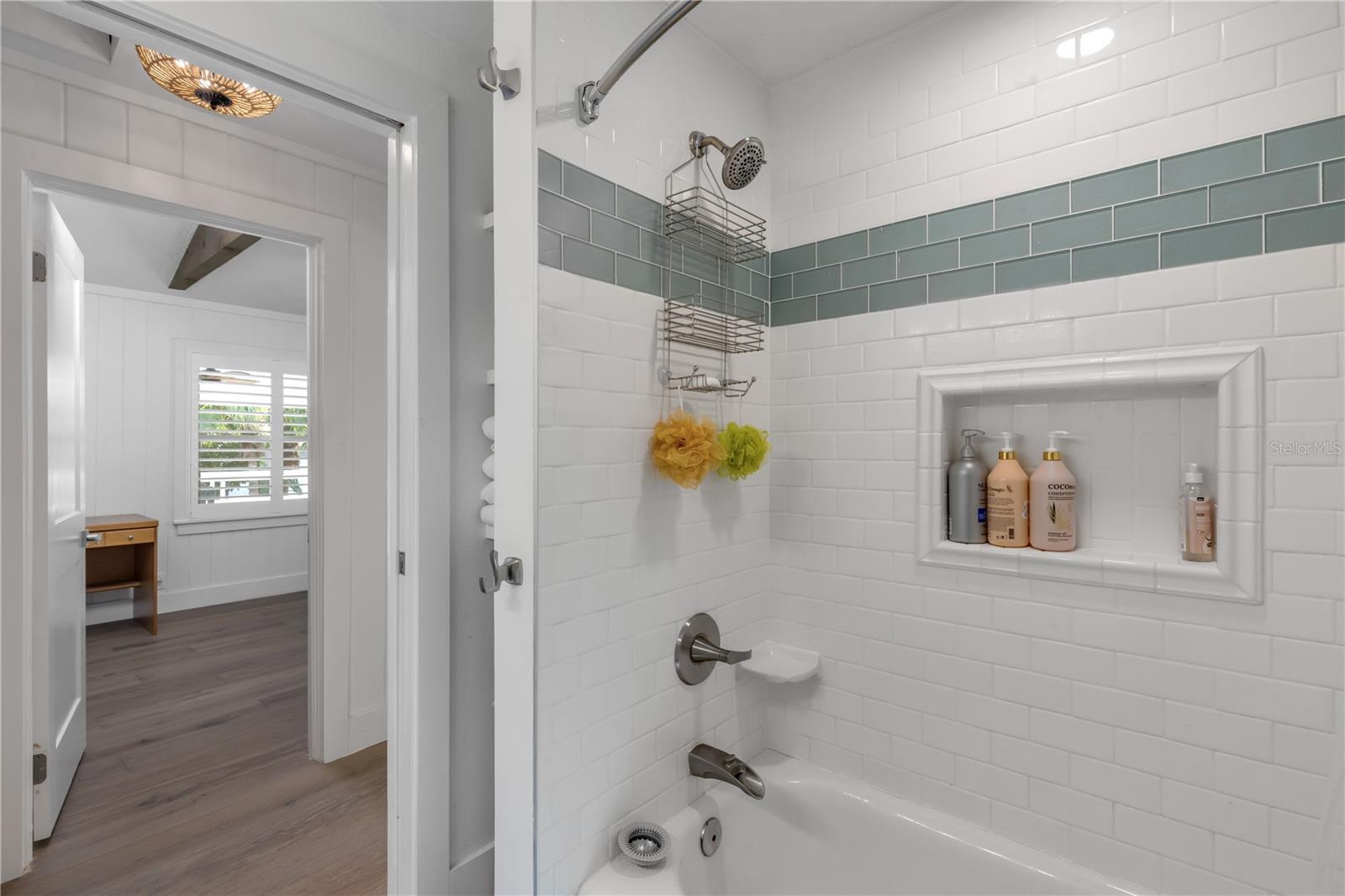 ORLANDO BEACH - Residential