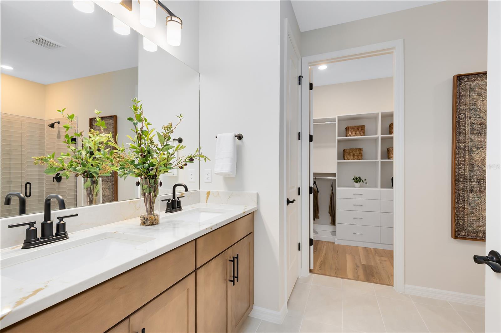 DEL WEBB TWIN LAKES - Residential