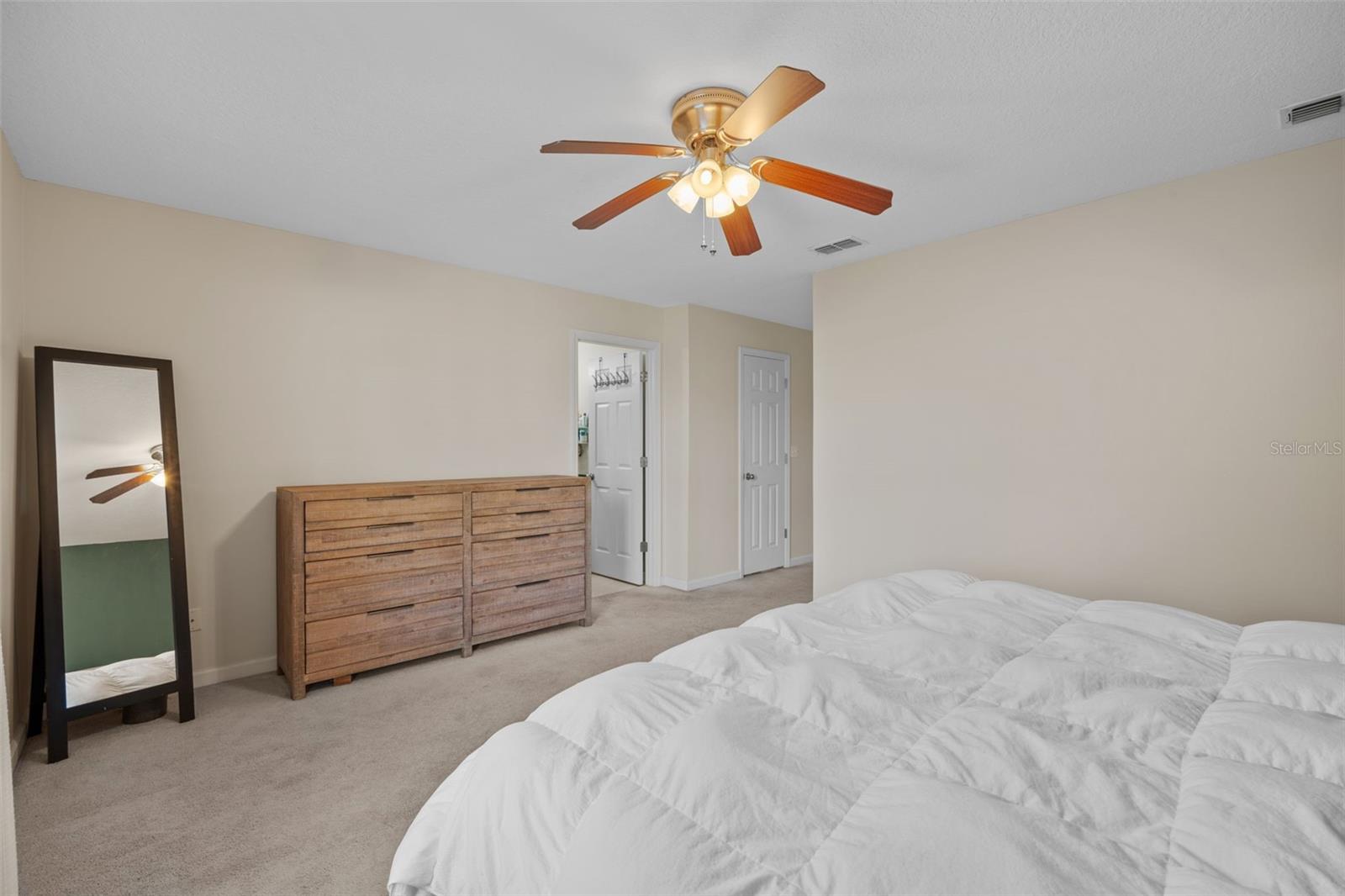 LAKE WASHINGTON TWNHMS - Residential