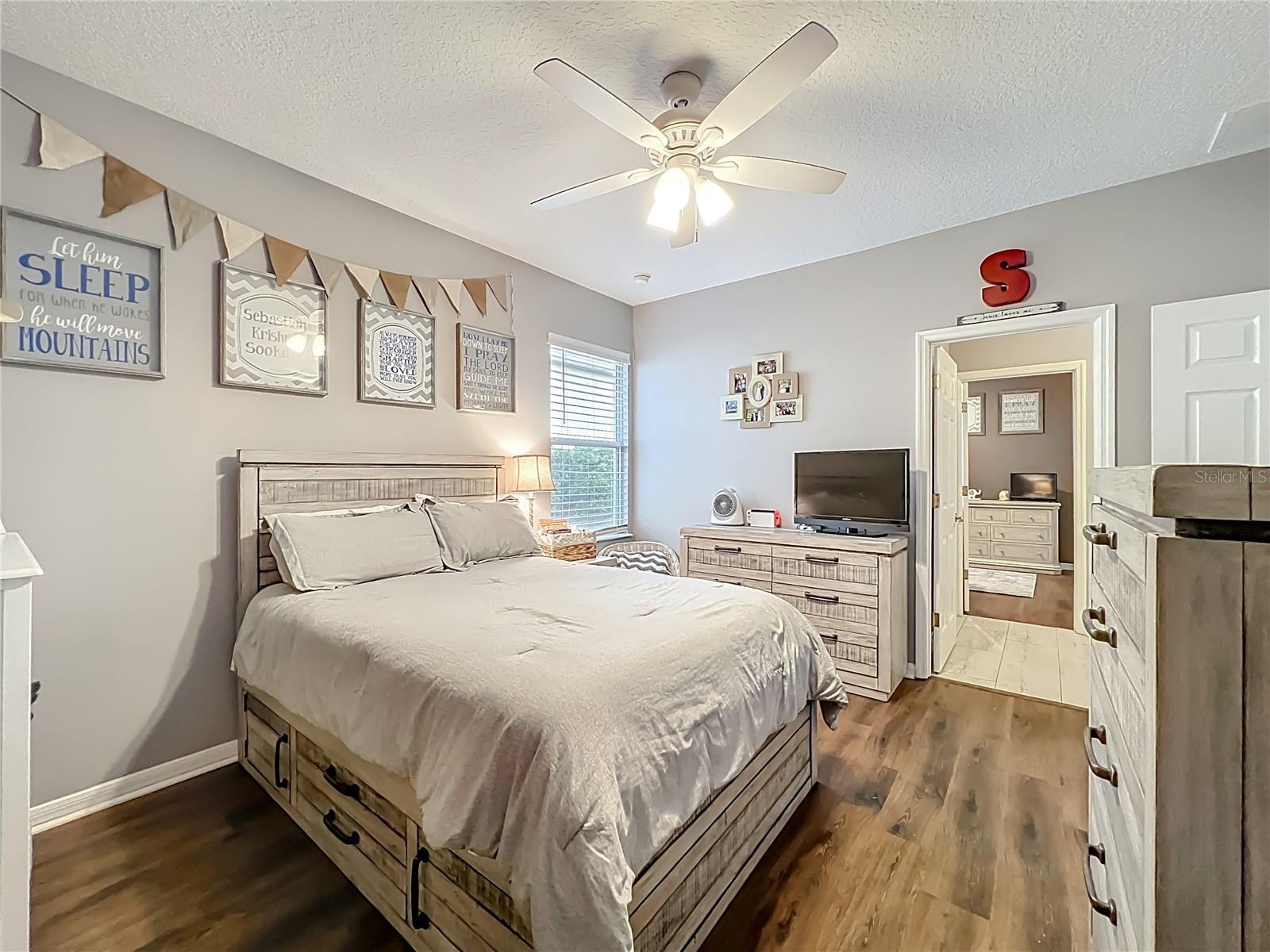 SOUTHERN RIDGE AT ESTATES - Residential