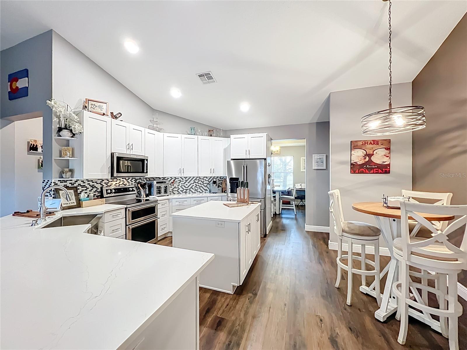 SOUTHERN RIDGE AT ESTATES - Residential