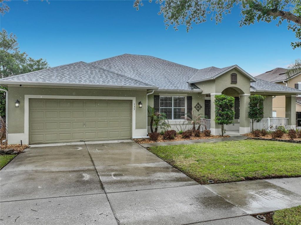 Photo of 135 Blackstone Creek Rd, Groveland, FL 34736 (MLS # G5110871)