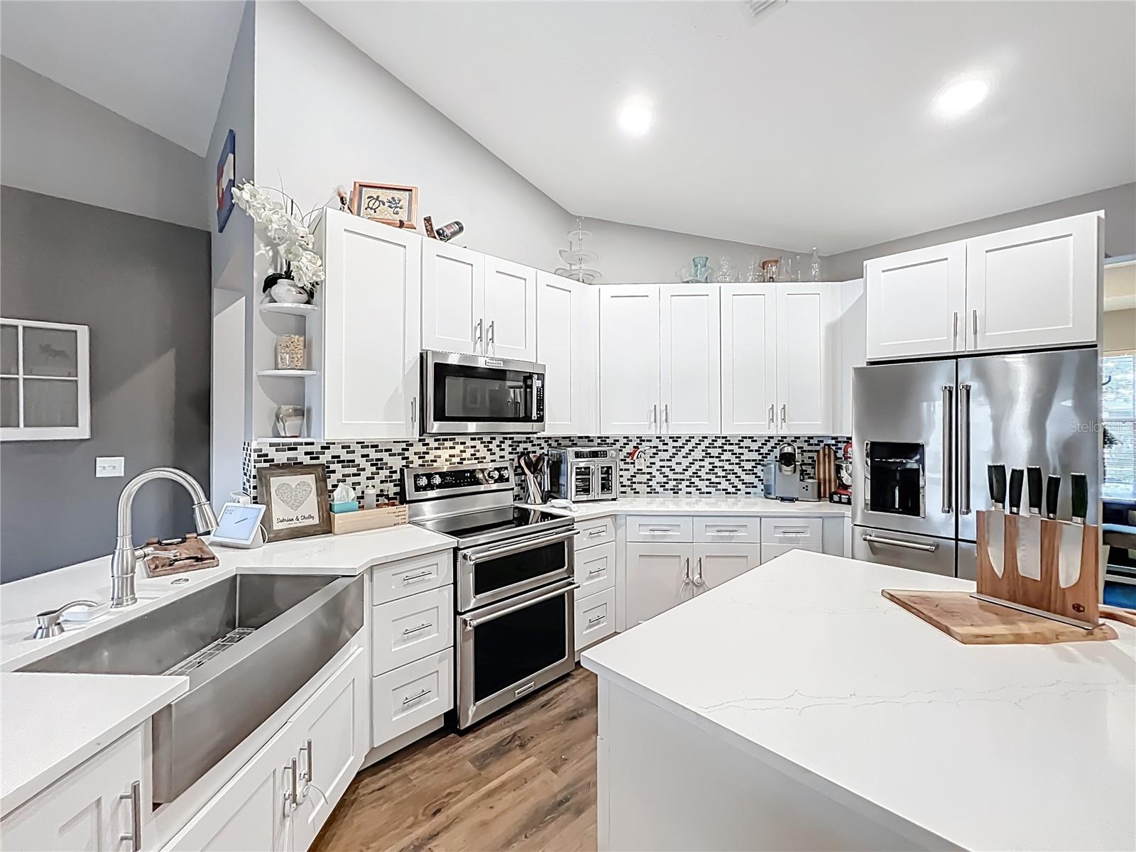 SOUTHERN RIDGE AT ESTATES - Residential