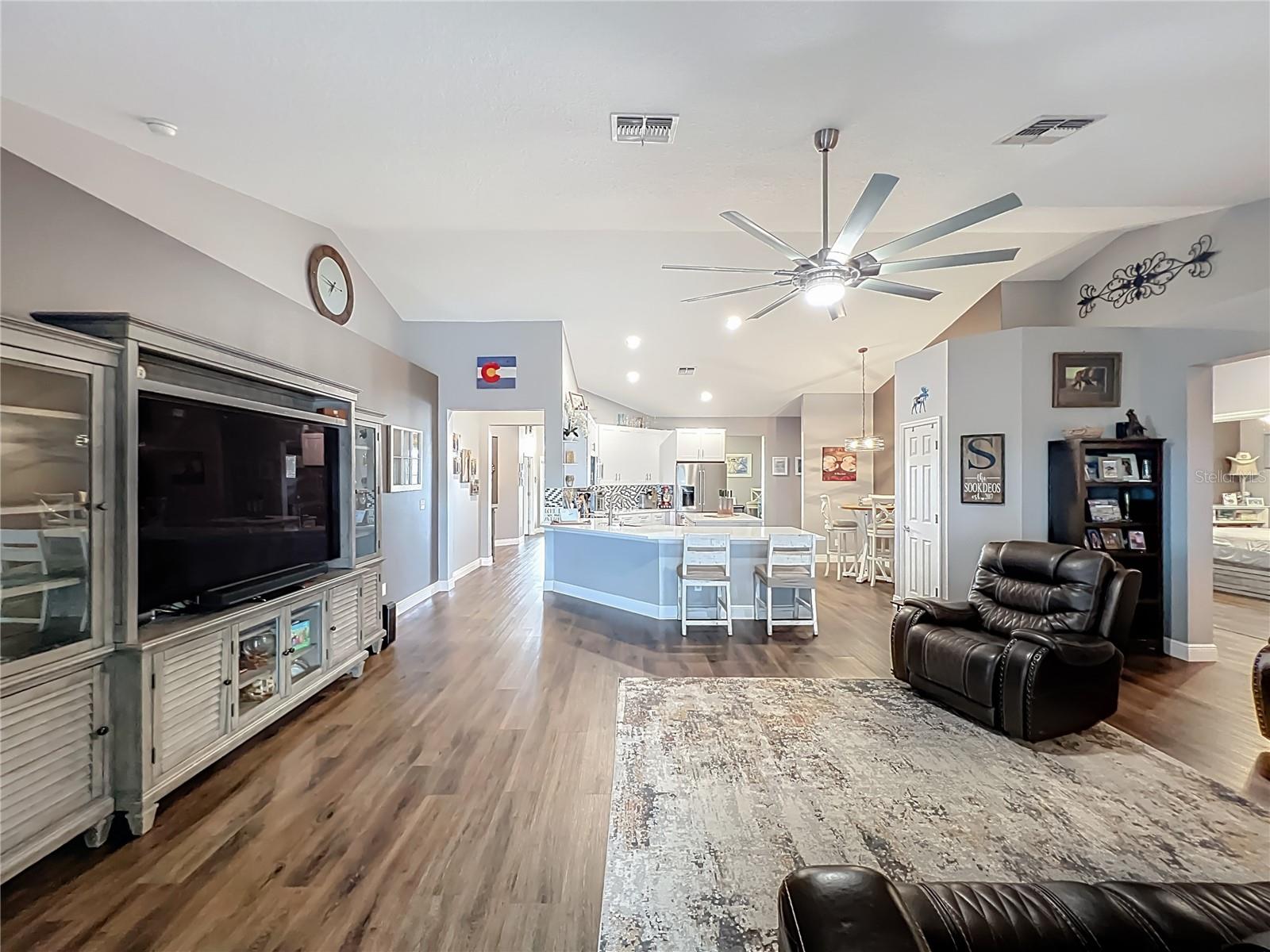 SOUTHERN RIDGE AT ESTATES - Residential