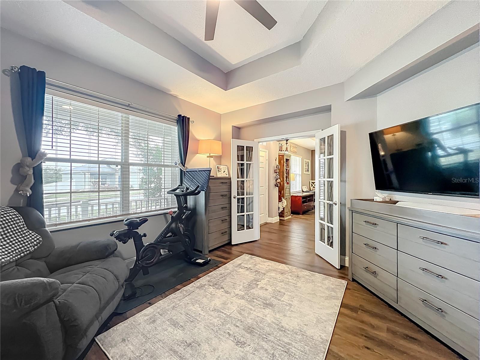 SOUTHERN RIDGE AT ESTATES - Residential