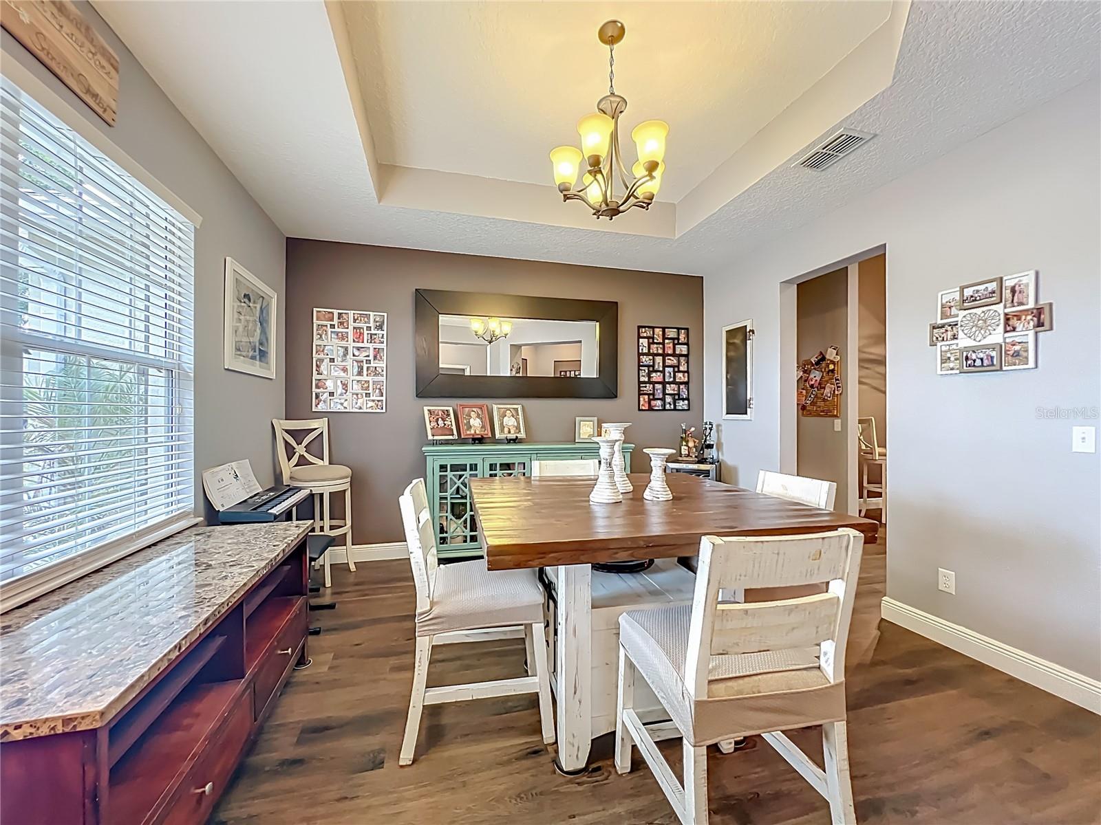 SOUTHERN RIDGE AT ESTATES - Residential