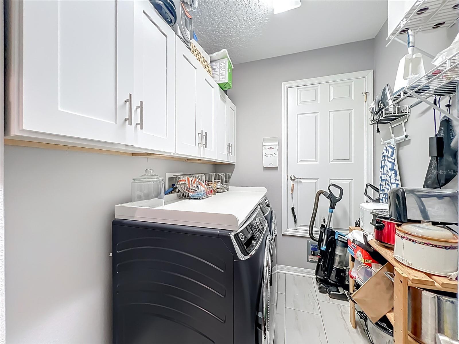 SOUTHERN RIDGE AT ESTATES - Residential