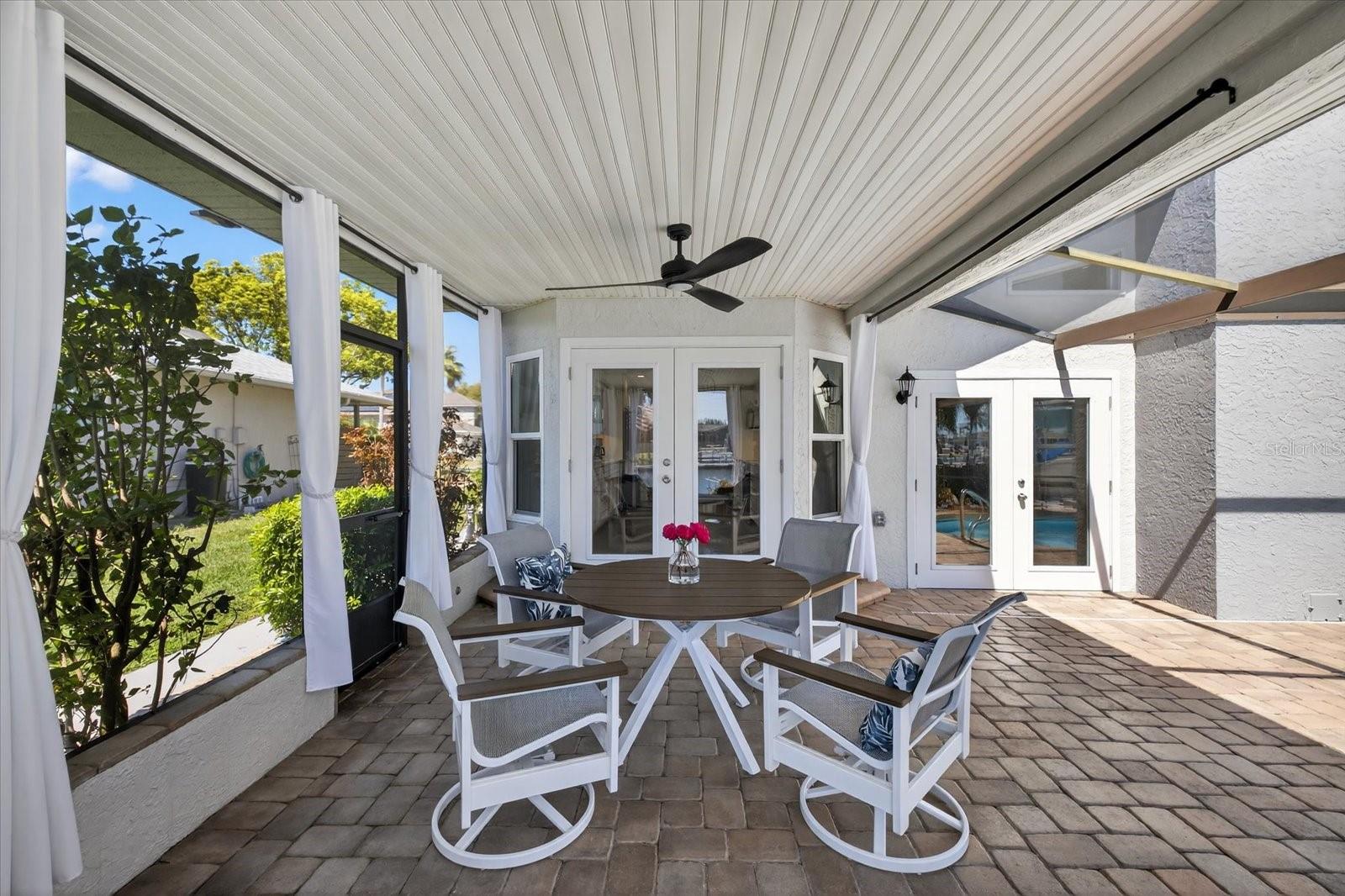 GULF HARBORS WOODLANDS - Residential