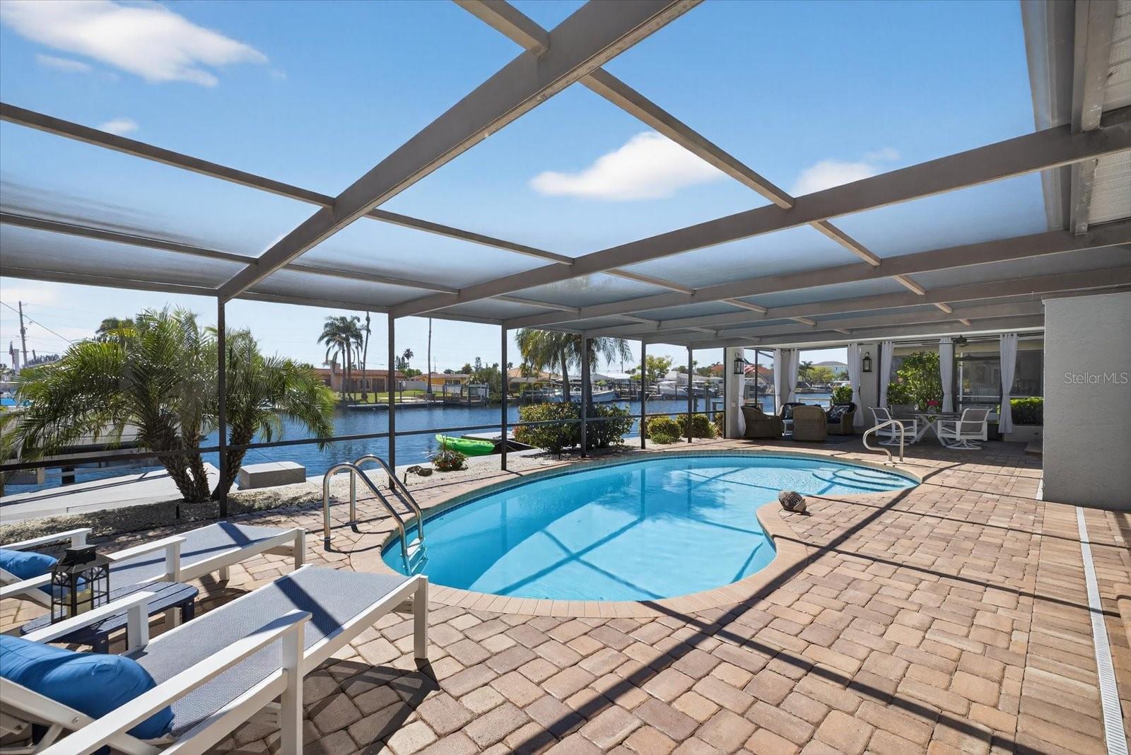 GULF HARBORS WOODLANDS - Residential