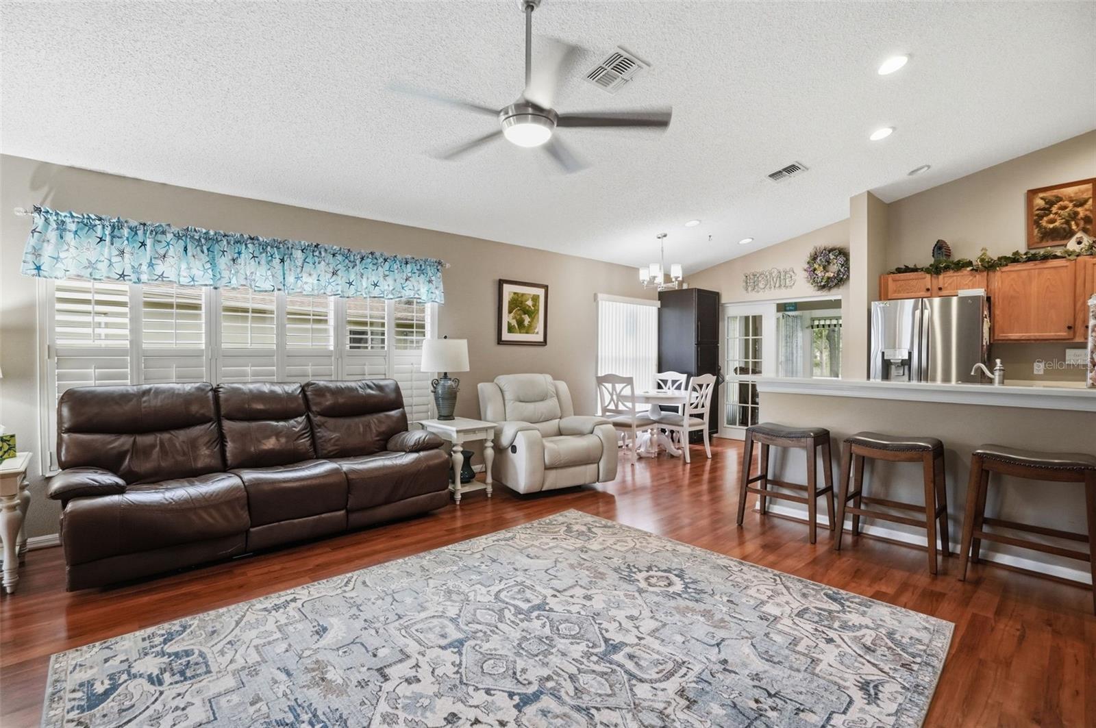 WELLINGTON AT SEVEN HILLS PH 6 - Residential
