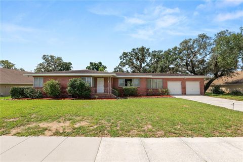 Photo of 111 E Orange Street, Davenport, FL 33837 (MLS # L4953381)