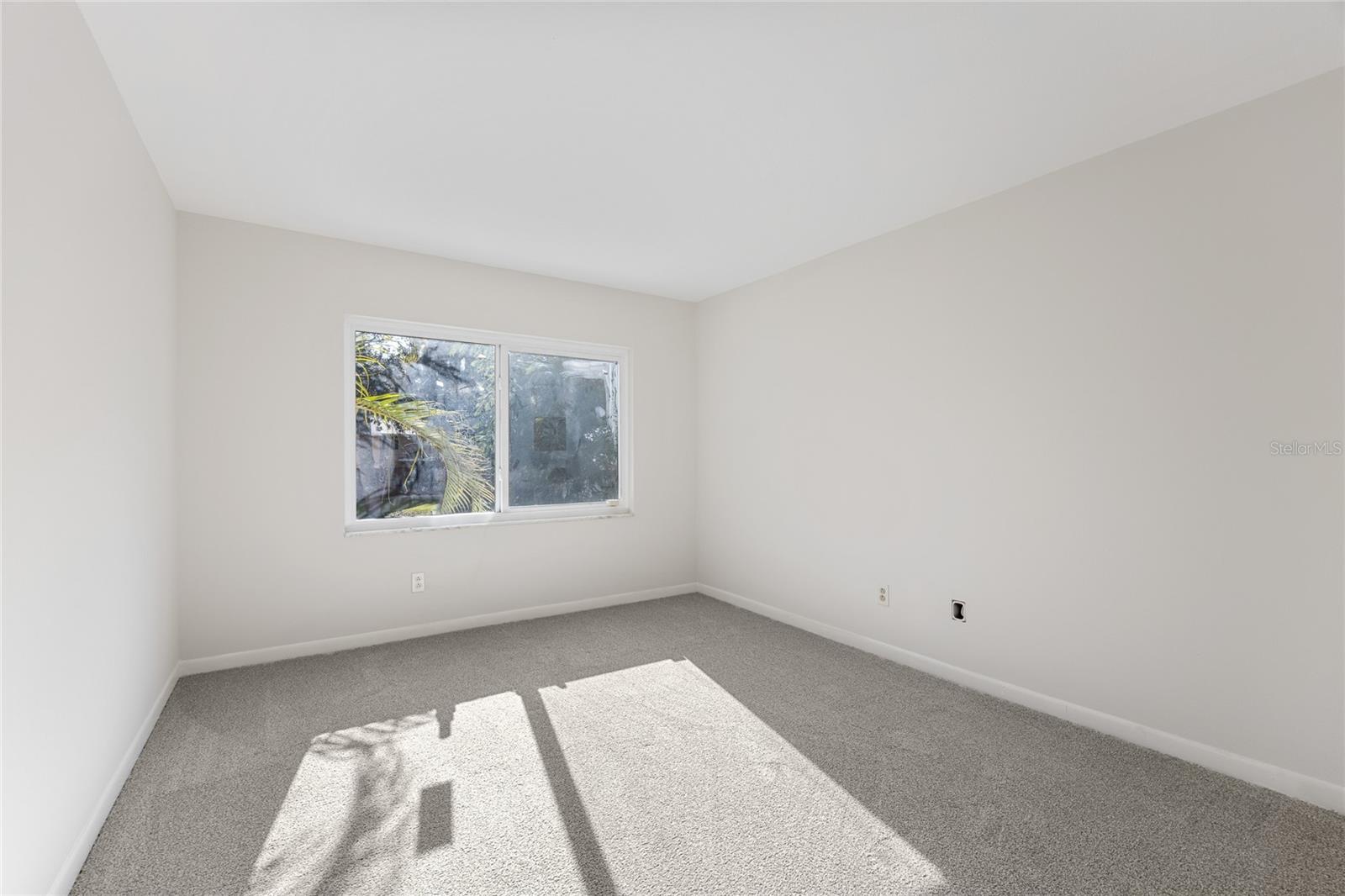 WHISPERING PINES FOREST 4TH ADD - Residential