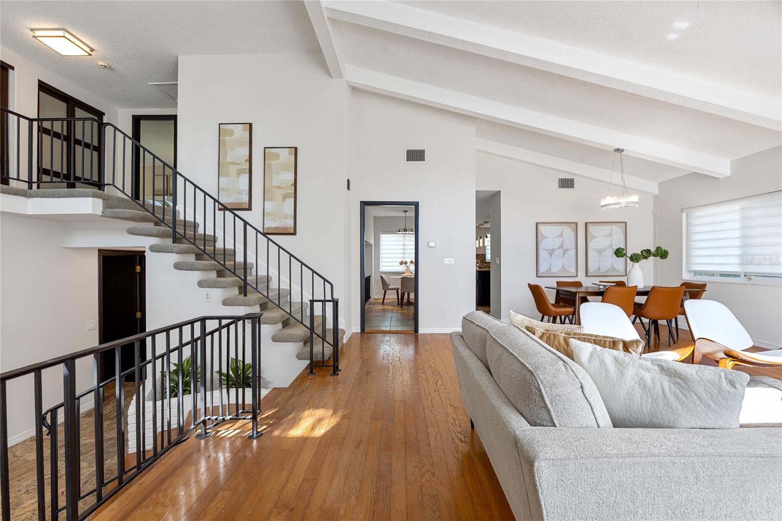 WHISPERING PINES FOREST 4TH ADD - Residential