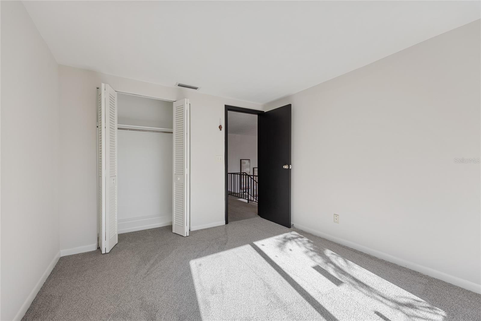 WHISPERING PINES FOREST 4TH ADD - Residential