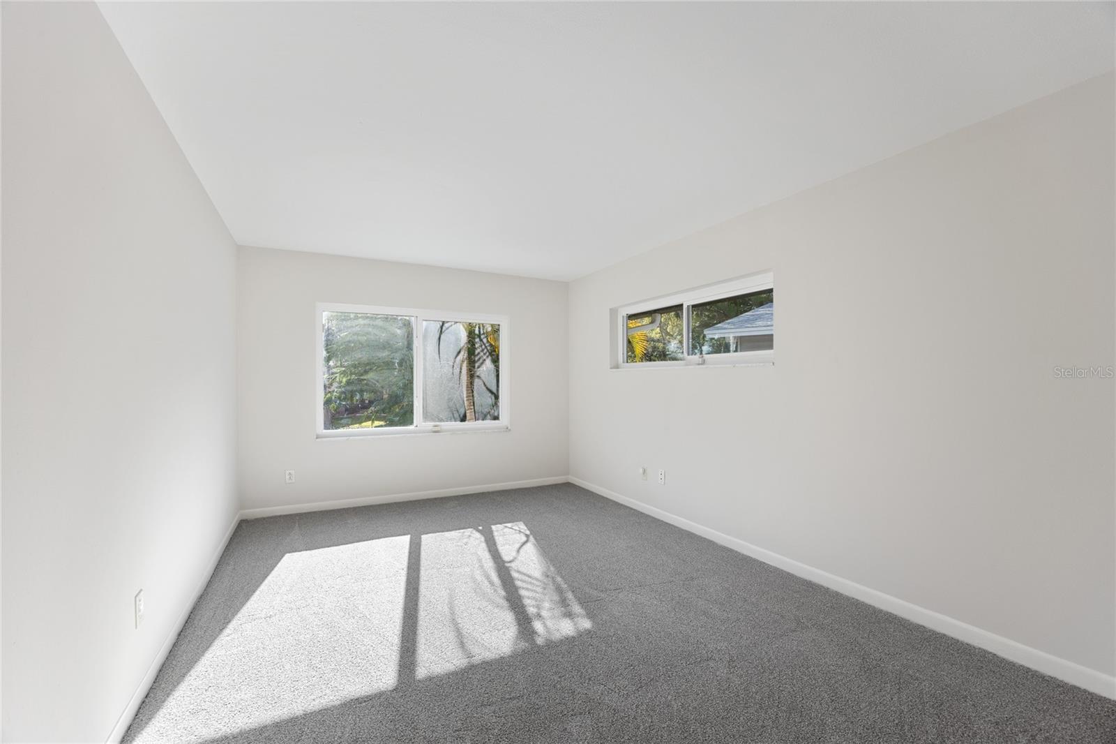 WHISPERING PINES FOREST 4TH ADD - Residential