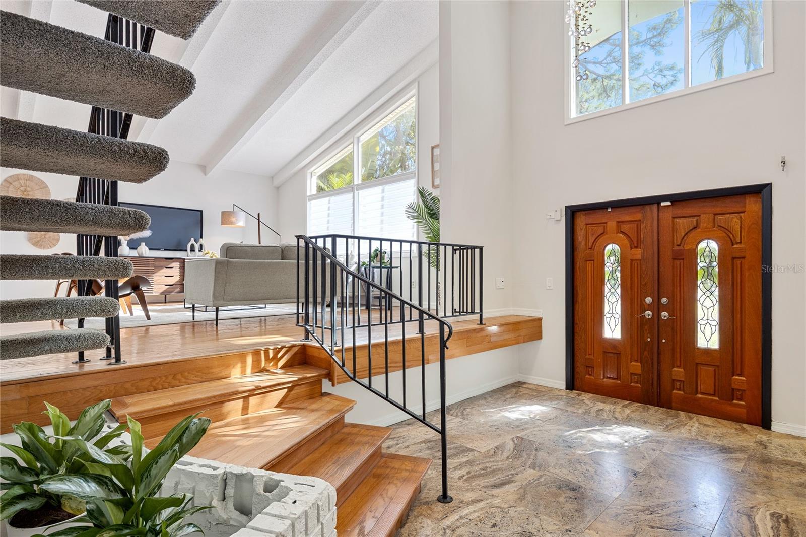 WHISPERING PINES FOREST 4TH ADD - Residential