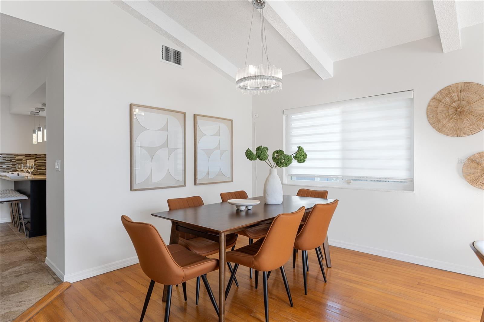 WHISPERING PINES FOREST 4TH ADD - Residential