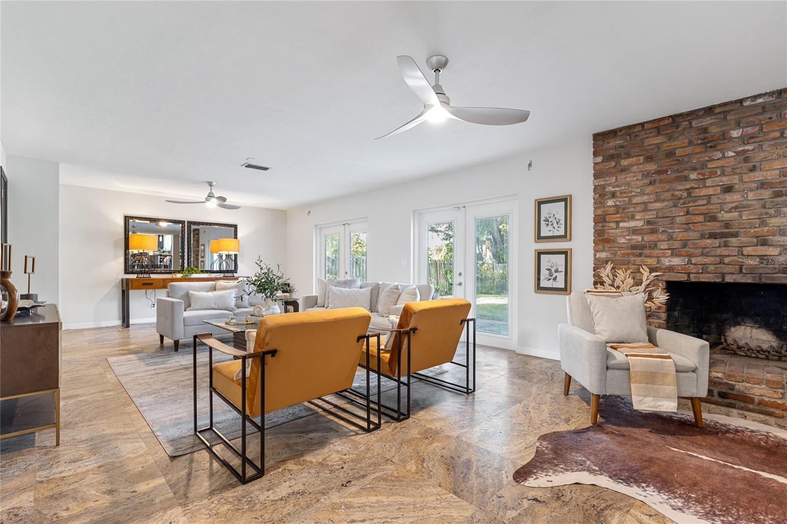 WHISPERING PINES FOREST 4TH ADD - Residential