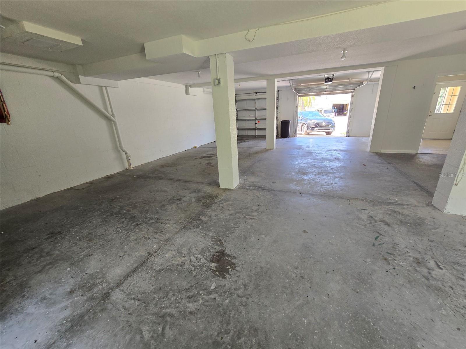 INDIAN TRACE - Residential