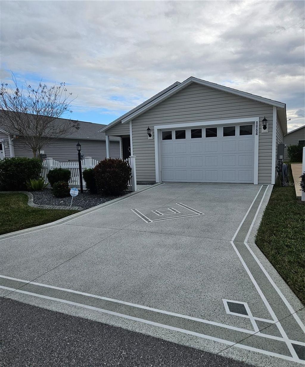 Photo of 1964 Cromer Place, The Villages, FL 32163 (MLS # G5106093)