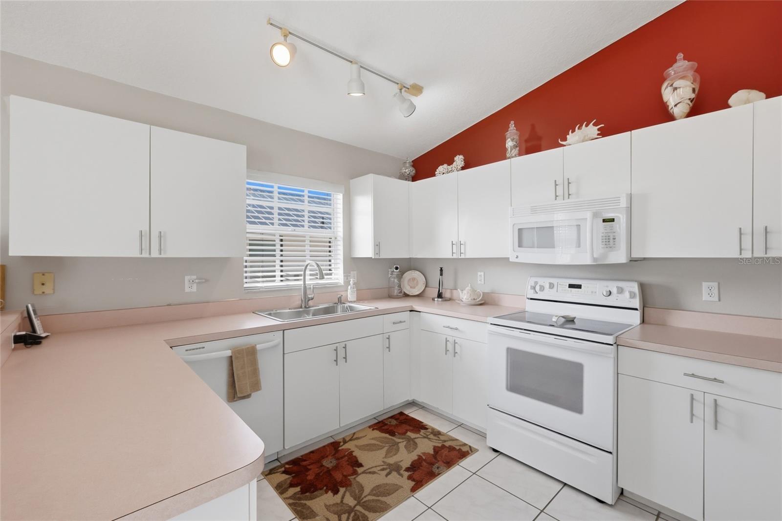 ILEXHURST - Residential