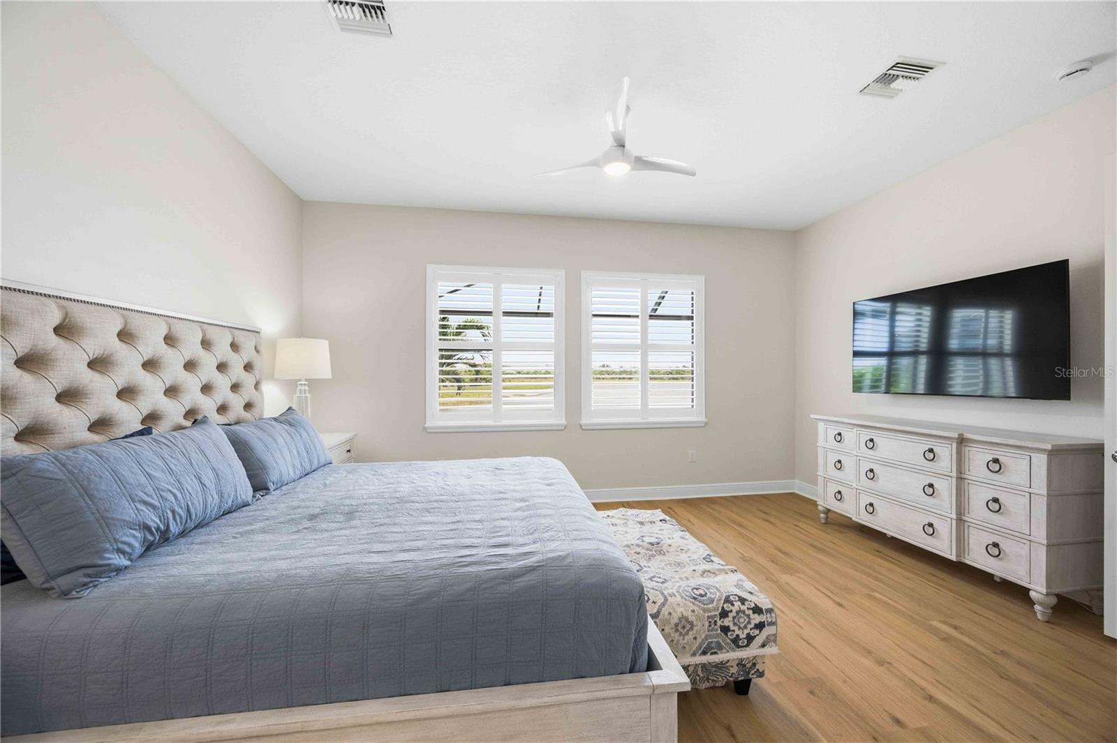 SARASOTA NATIONAL - Residential