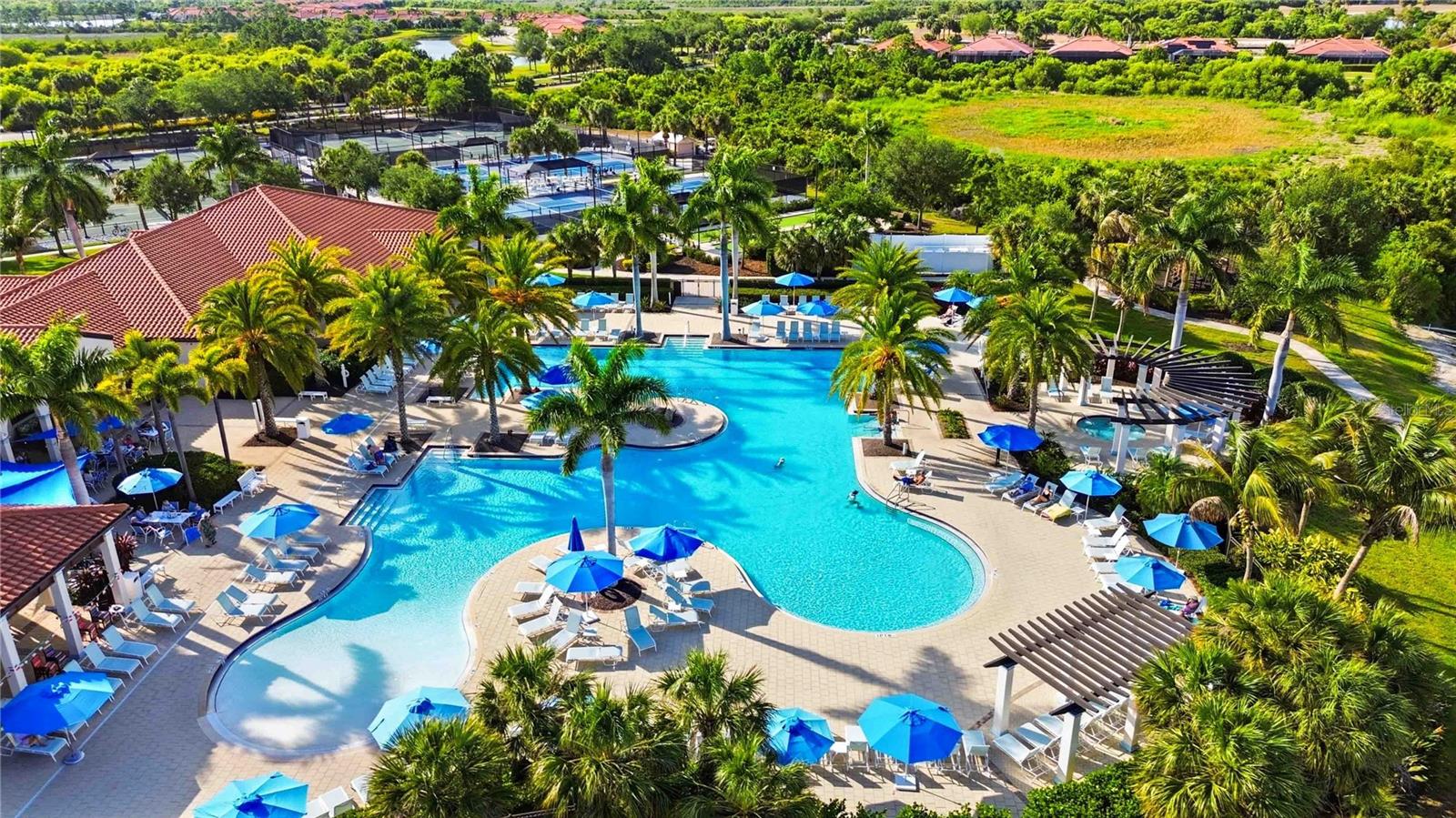 SARASOTA NATIONAL - Residential