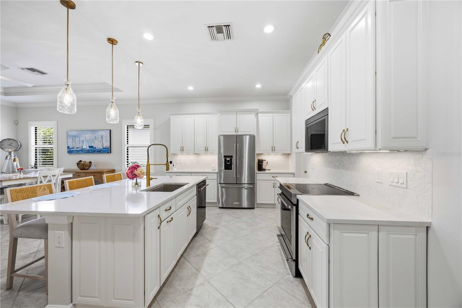 SARASOTA NATIONAL - Residential