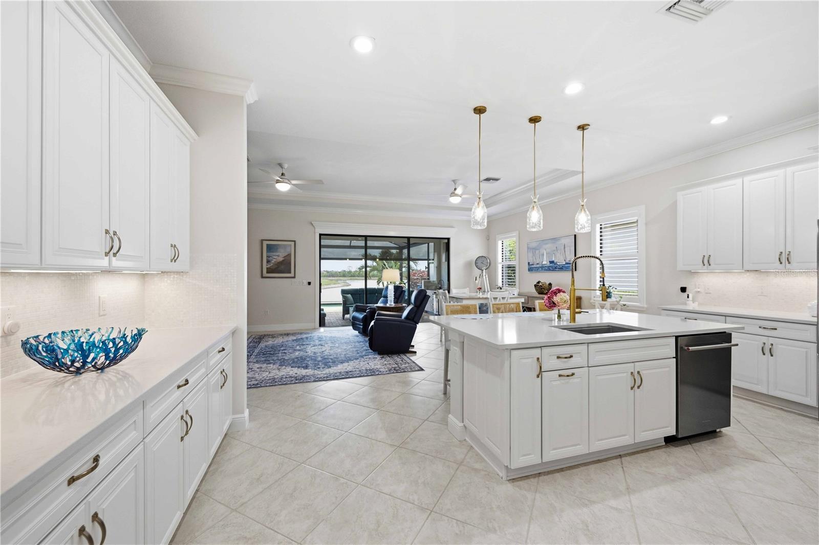 SARASOTA NATIONAL - Residential