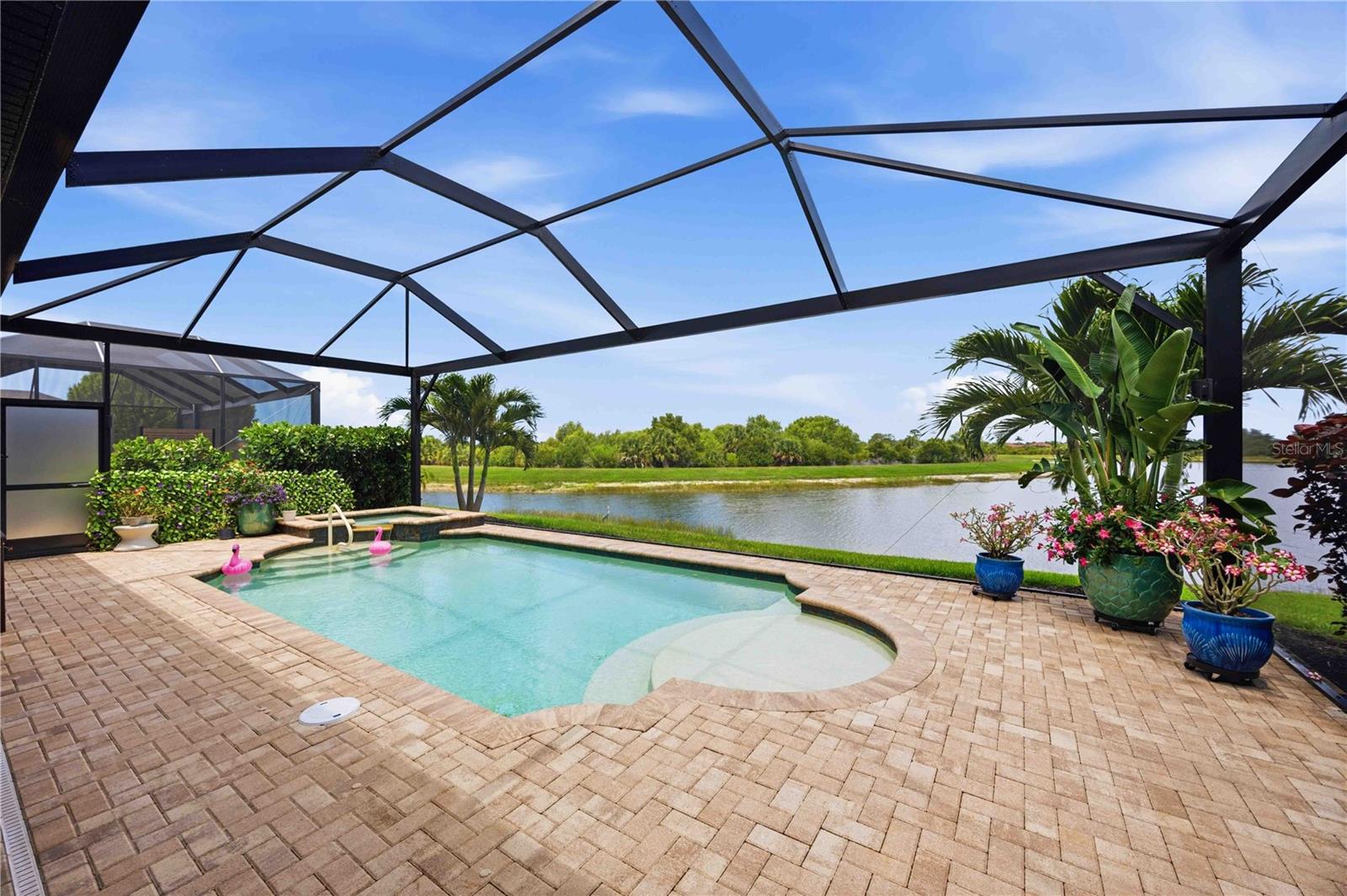 SARASOTA NATIONAL - Residential