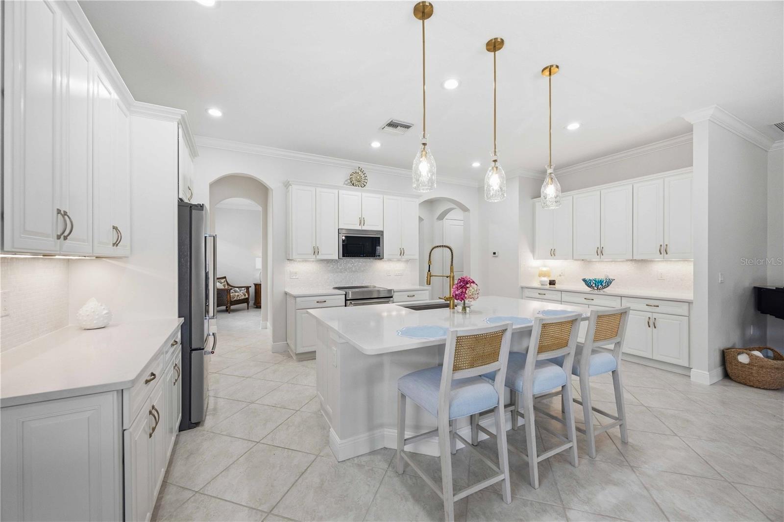 SARASOTA NATIONAL - Residential