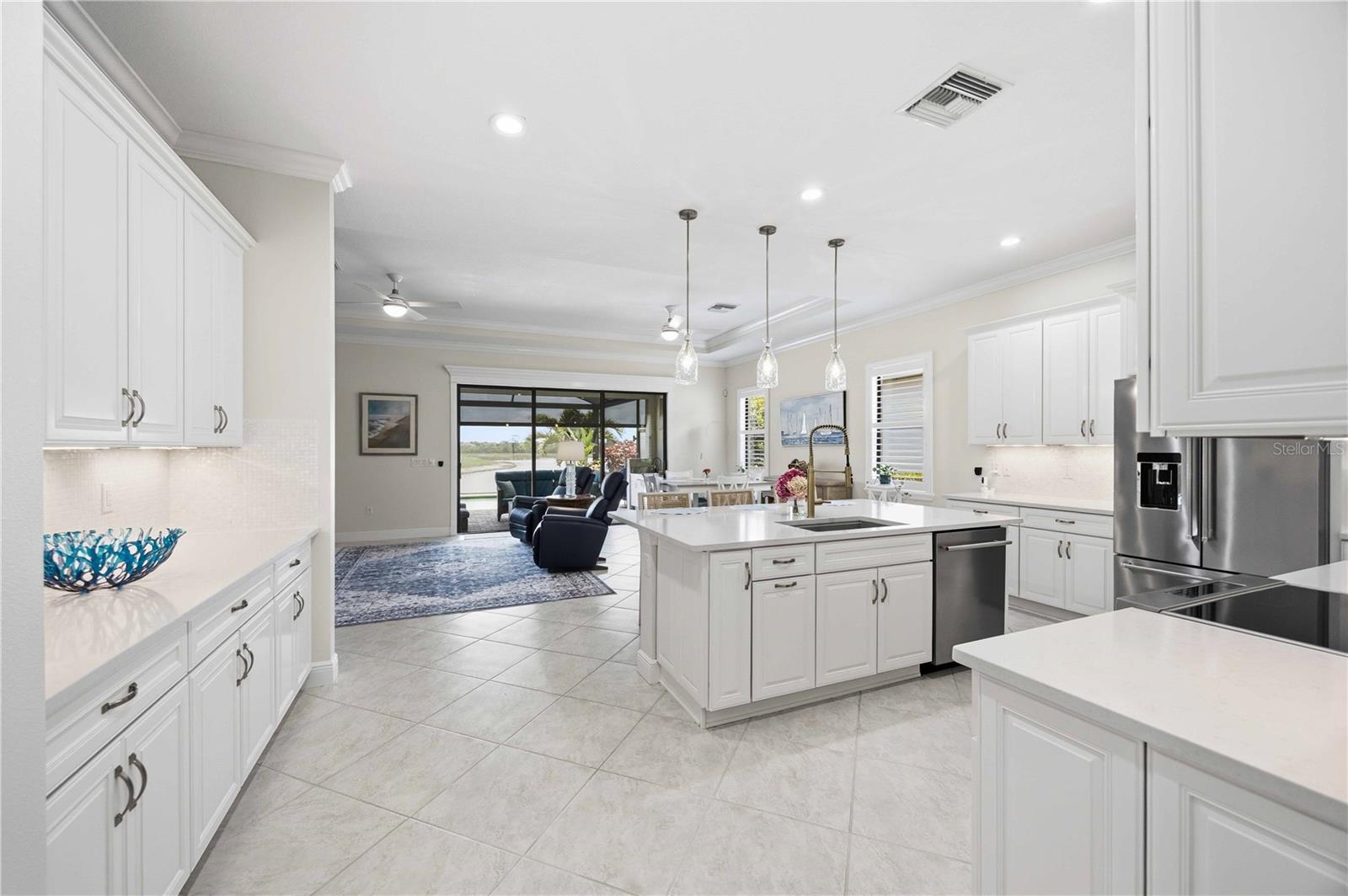 SARASOTA NATIONAL - Residential