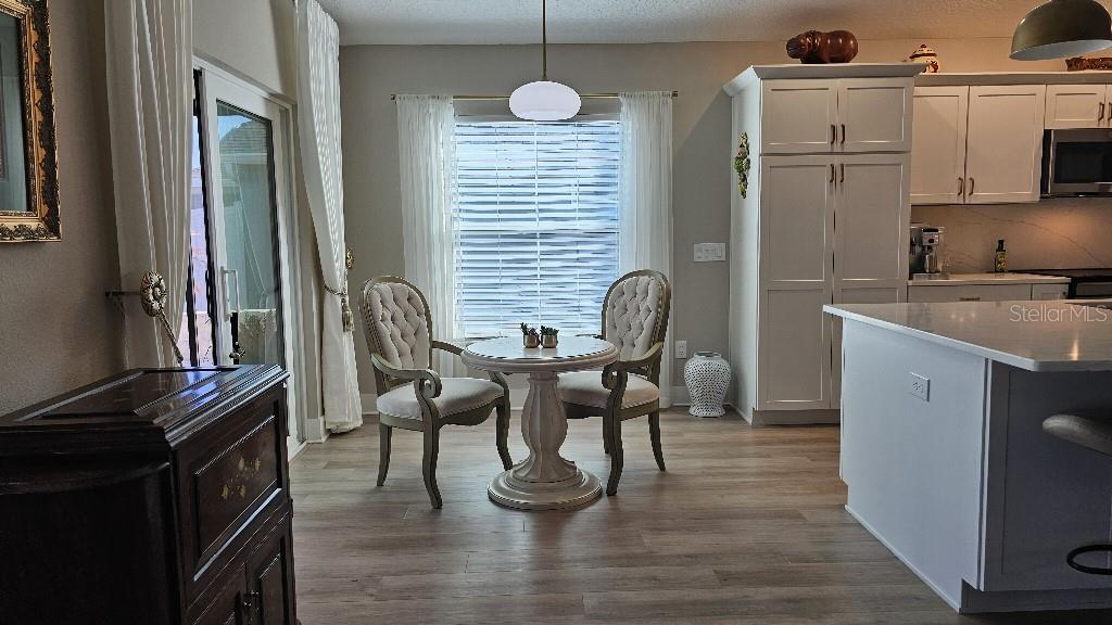 VILLAGES/SOUTHERN OAKS UN 206 - Residential