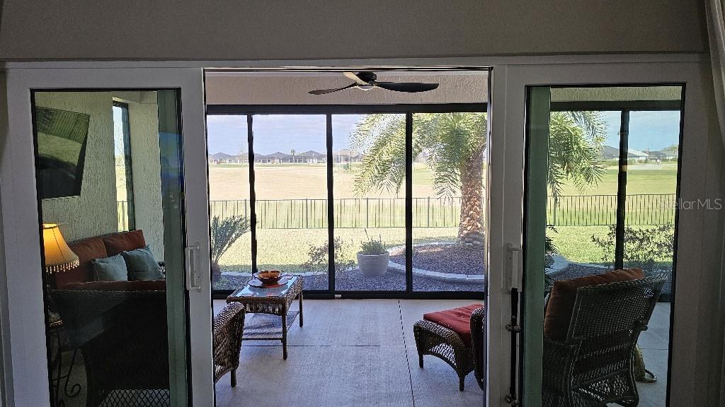 VILLAGES/SOUTHERN OAKS UN 206 - Residential