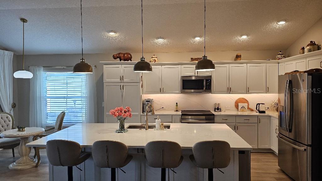 VILLAGES/SOUTHERN OAKS UN 206 - Residential