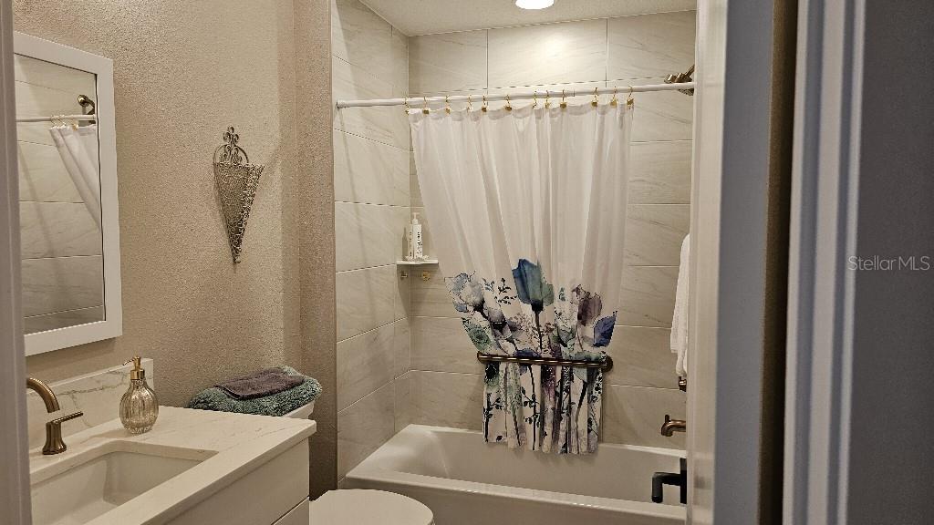 VILLAGES/SOUTHERN OAKS UN 206 - Residential