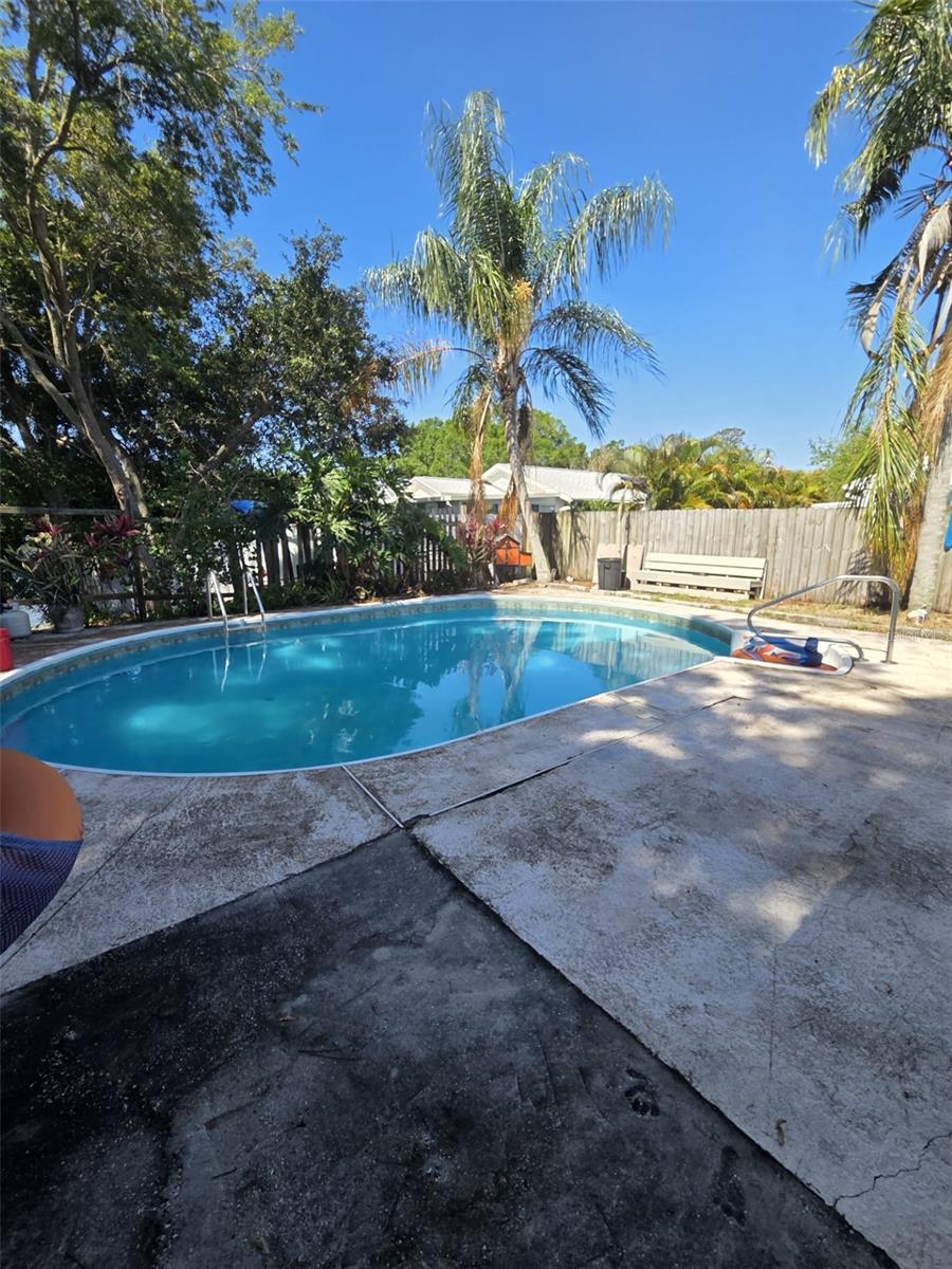 602 BAY LAKE TRAIL