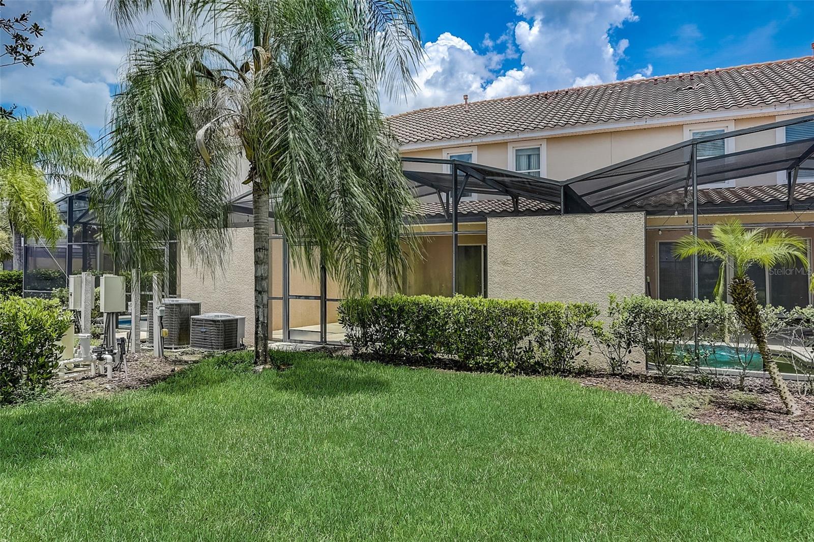 OAKMONT TWNHMS PH 1 - Residential