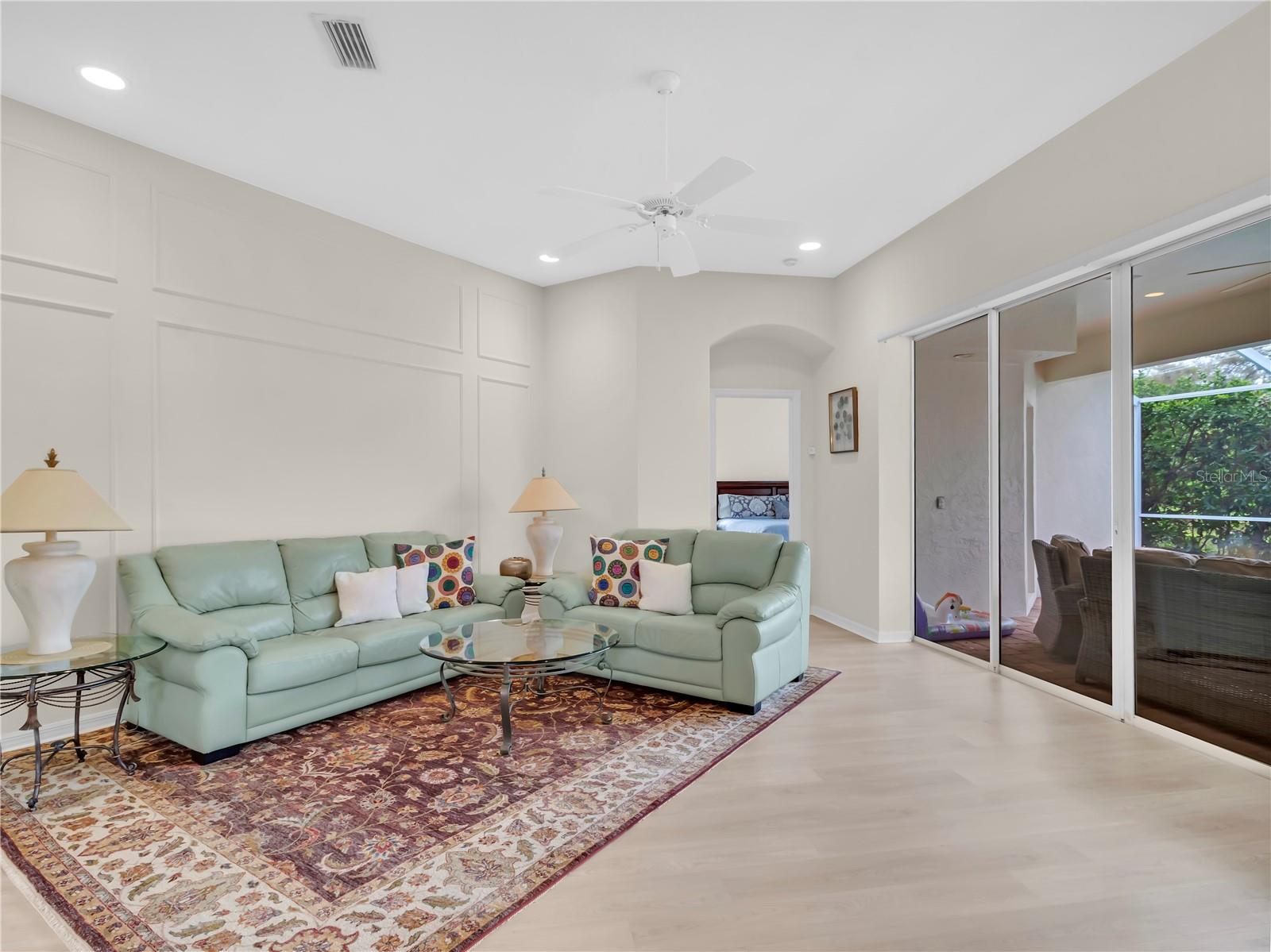 HUNTINGTON POINTE - Residential Lease