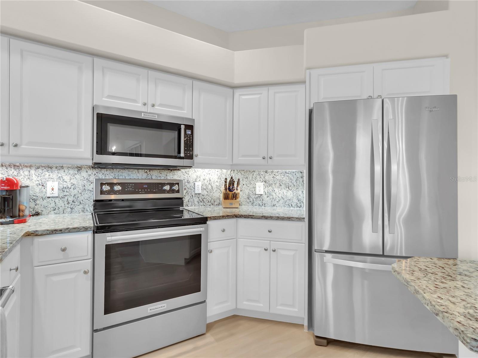 HUNTINGTON POINTE - Residential Lease