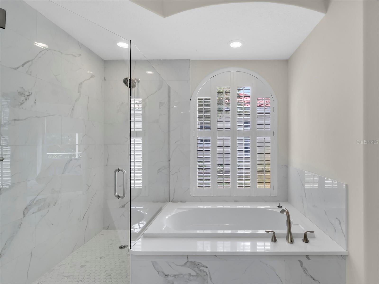 HUNTINGTON POINTE - Residential Lease