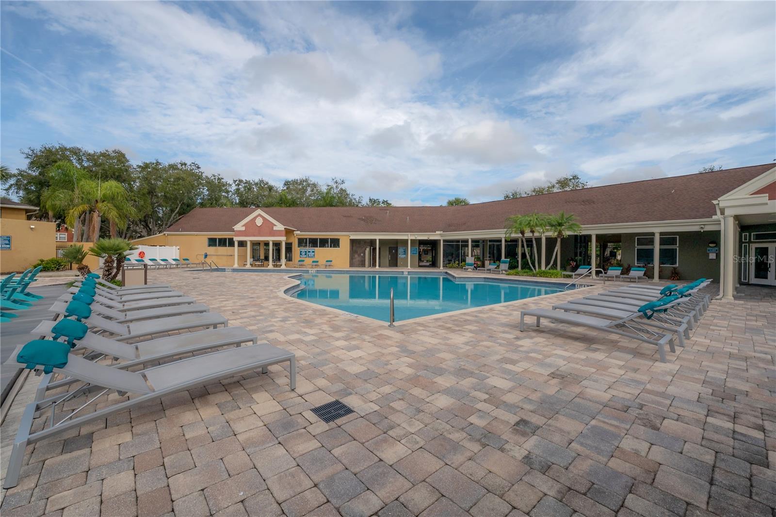 THE GALLERY AT BAYPORT CONDOMI - Residential Lease