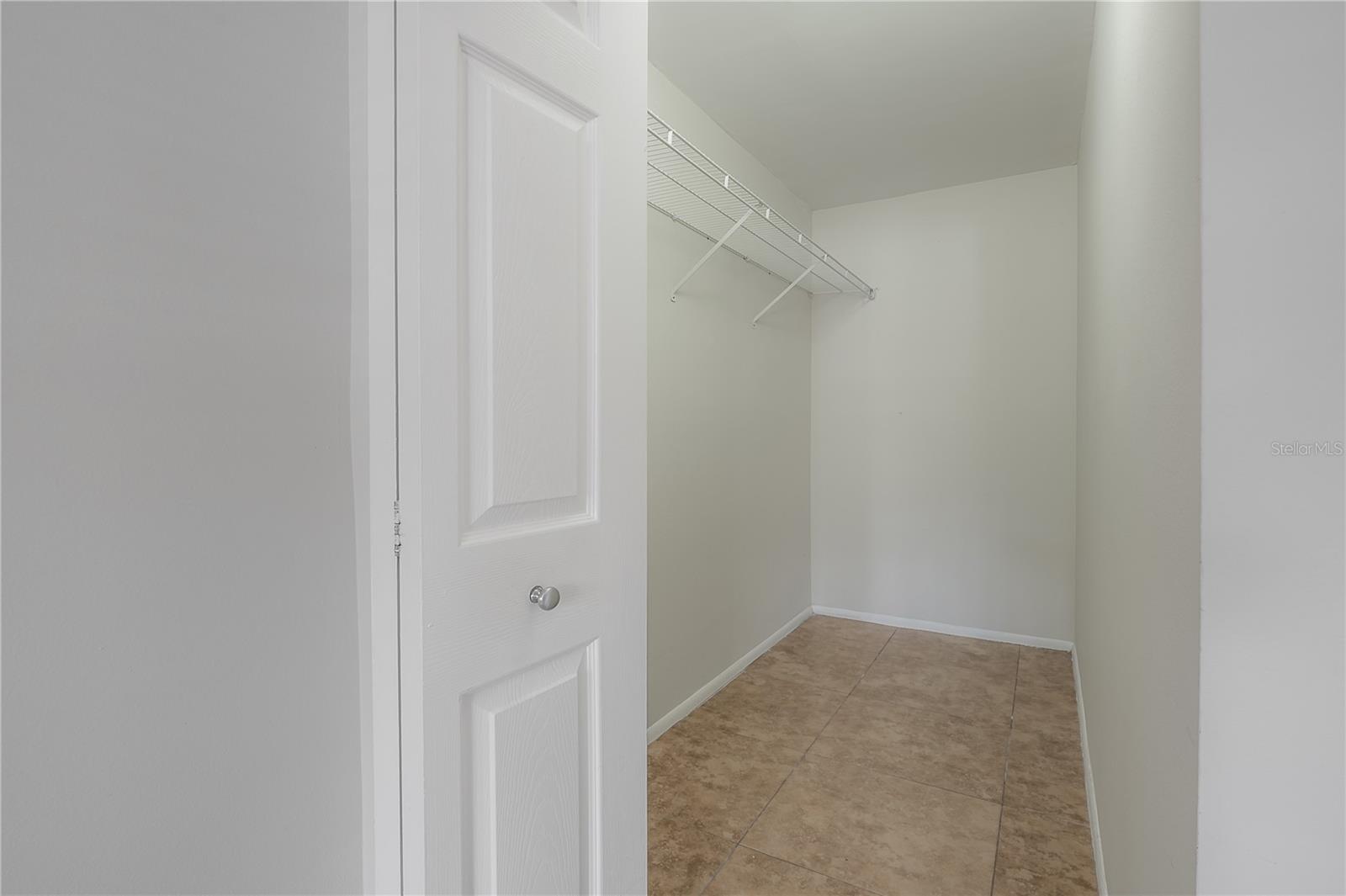 THE GALLERY AT BAYPORT CONDOMI - Residential Lease