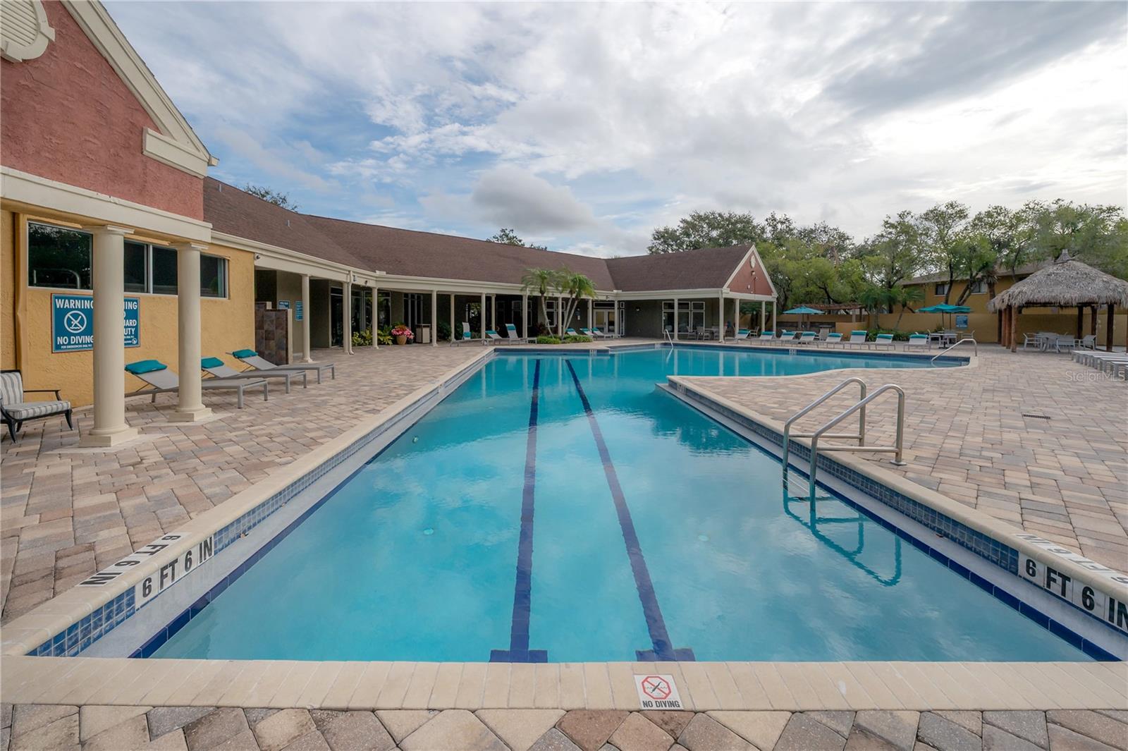 THE GALLERY AT BAYPORT CONDOMI - Residential Lease